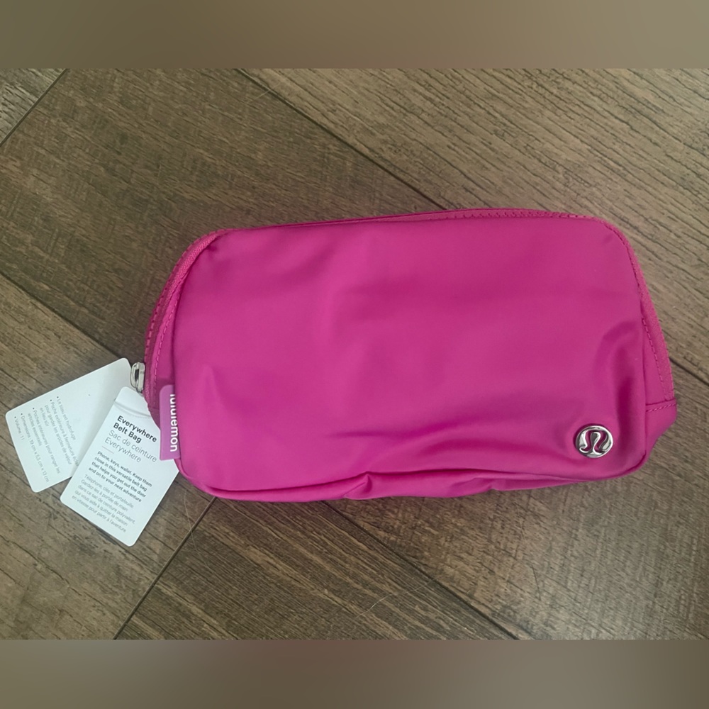 Sonic Pink Everywhere Belt Bag